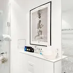 شقة Prime Location Comfort With Balcony