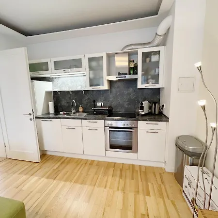 Prime Location Comfort With Balcony